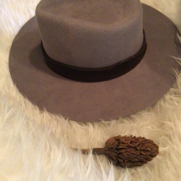 NEW! Rare Wyeth Dylan hat in grey